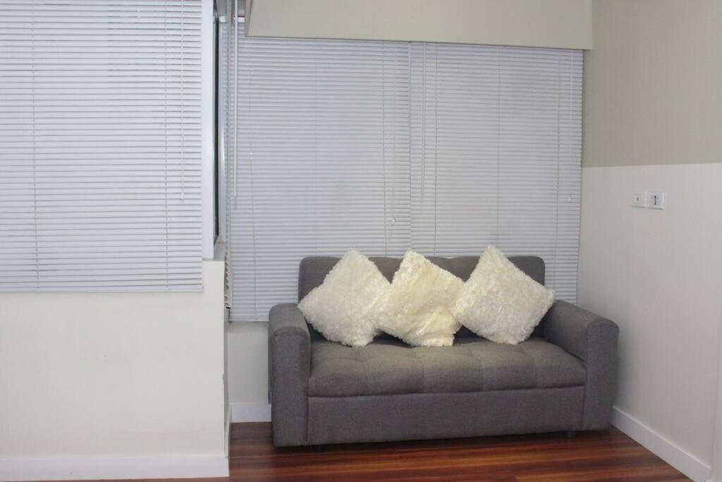 Apartment A2j Bgc Luxury 2br Loft Near Burgos Circle & Malls Manila