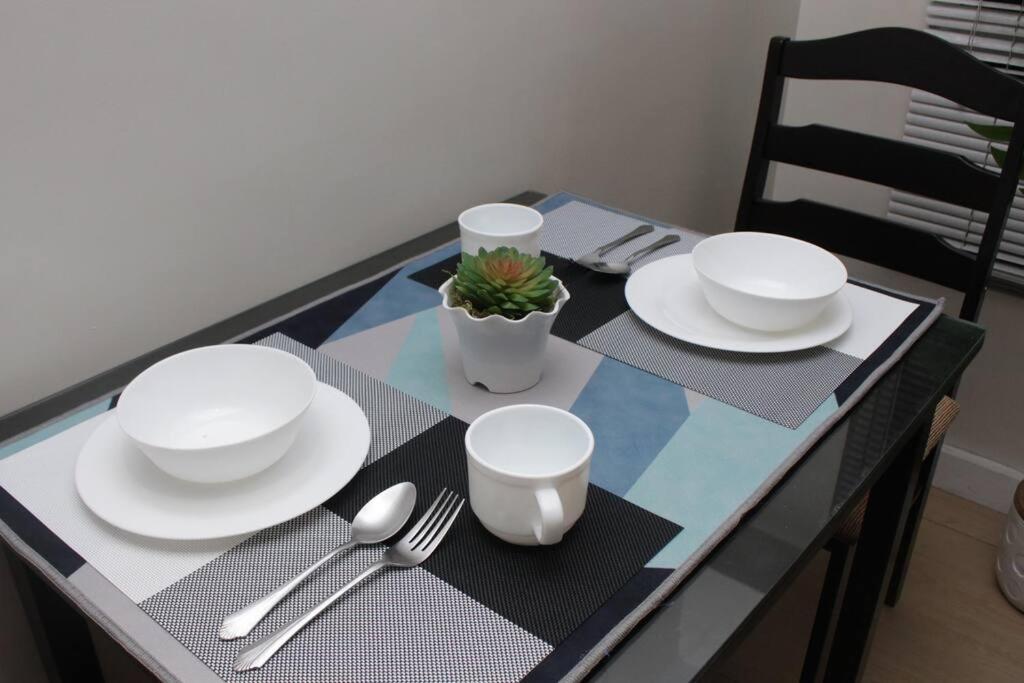 A2j Bgc Luxury 2br Loft Near Burgos Circle & Malls Manila