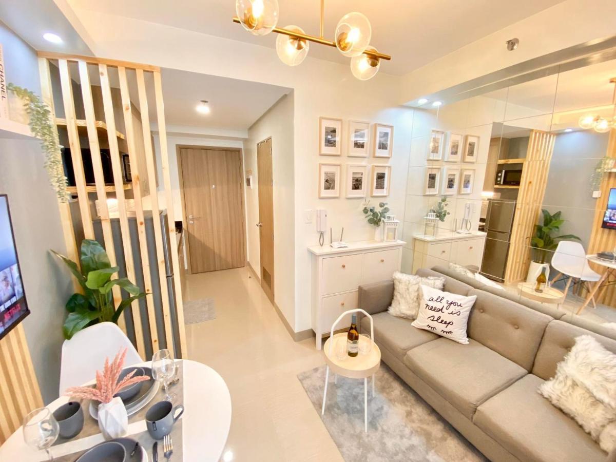 Will's Place @ Shore2 Residences Mall Of Apartment