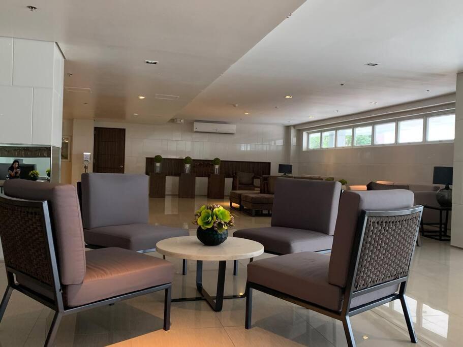Trees Residences Dream In Fairview Qc Apartment Manila
