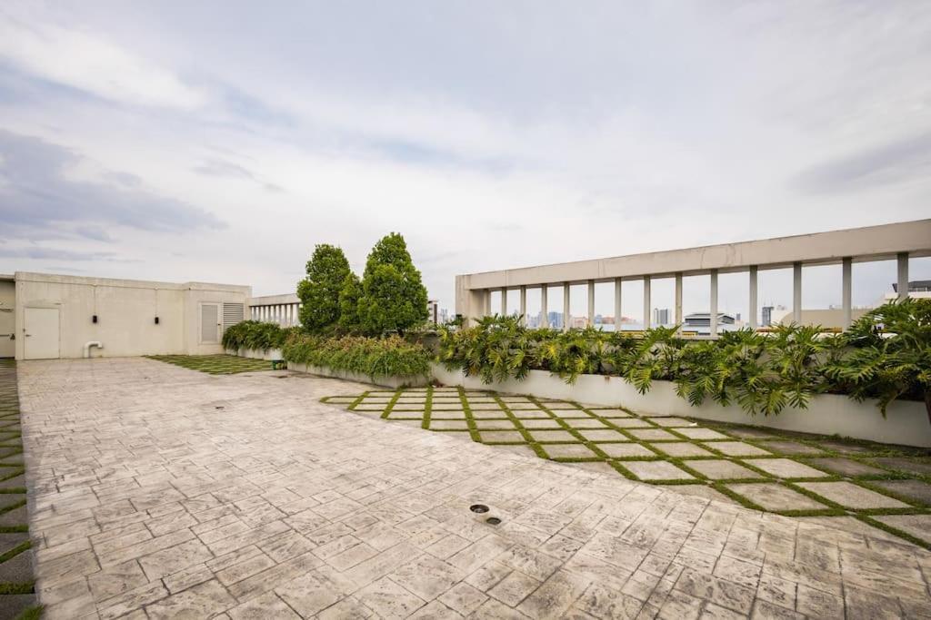 R'holistay Vista Heights Legarda Near Ceu San Beda *