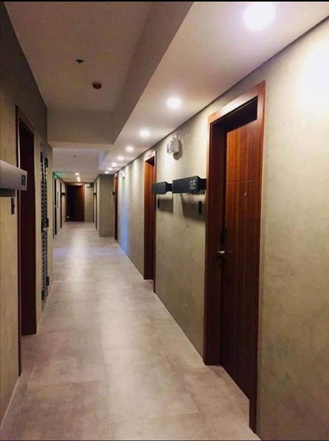 Centro Tower N Domingo Upper Story Cubao * Manila