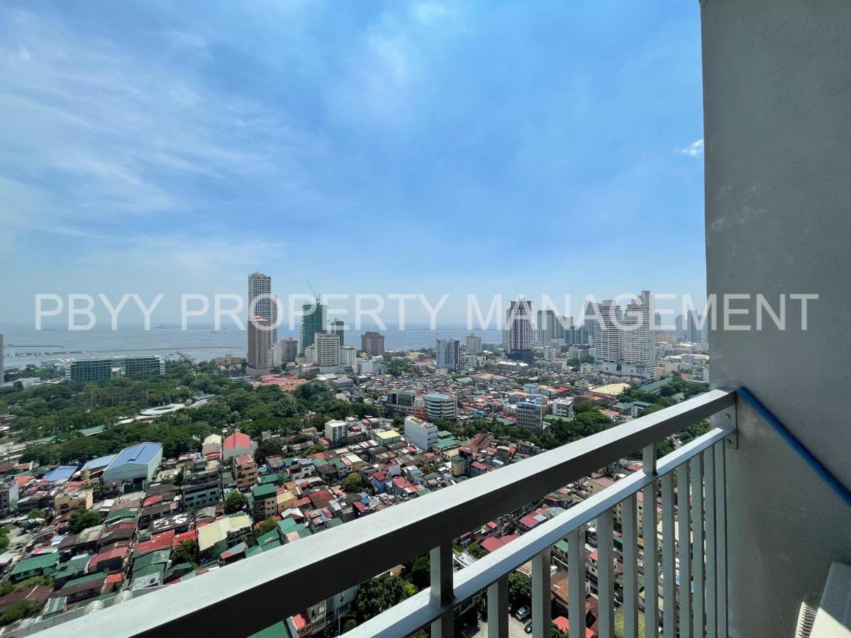 Stays At Residences With Balcony Free Breakfast For 2 Manila