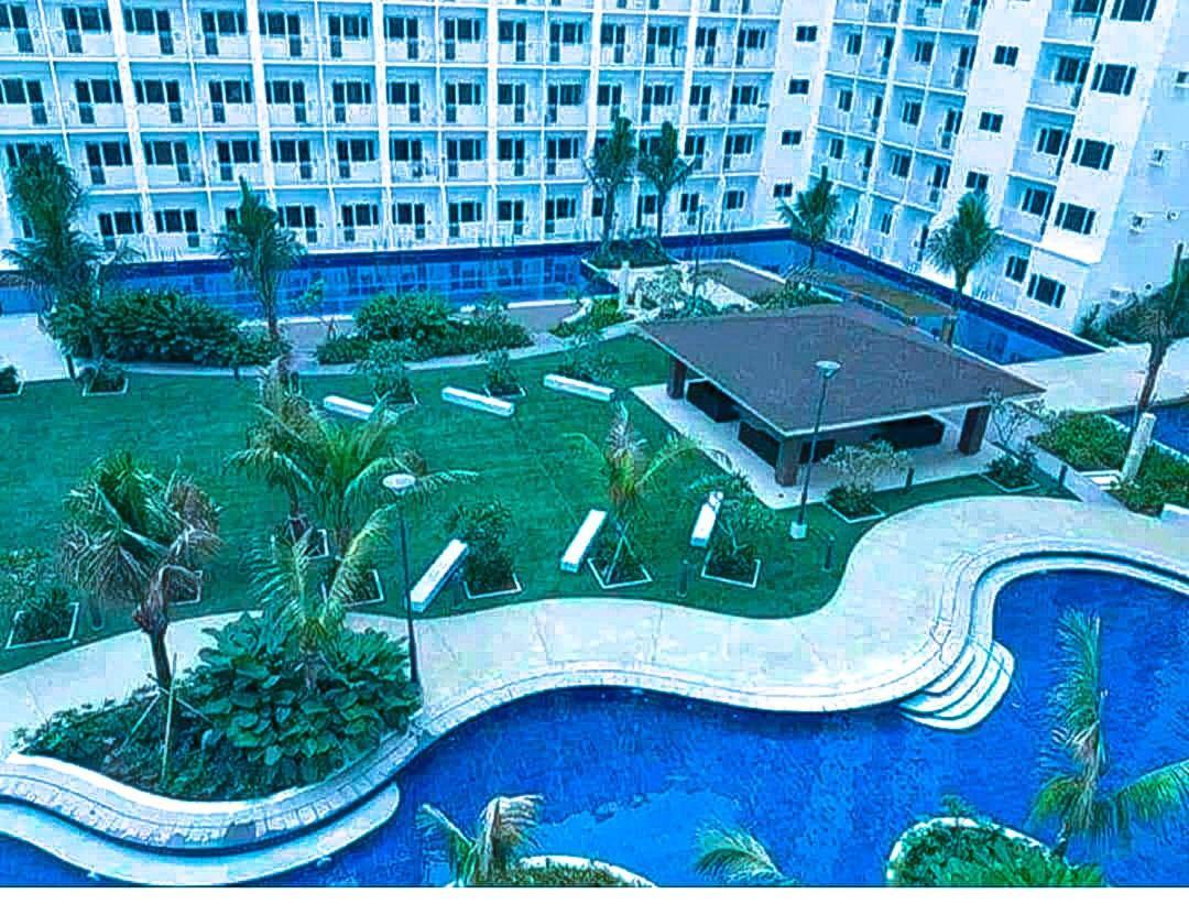 Sabina's One Bedroom At Shore Tower C Apartment