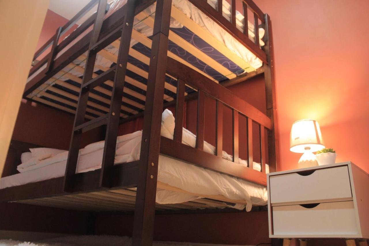 Apartment A2j Bgc Luxury 2br Loft Near Burgos Circle, Malls Manila