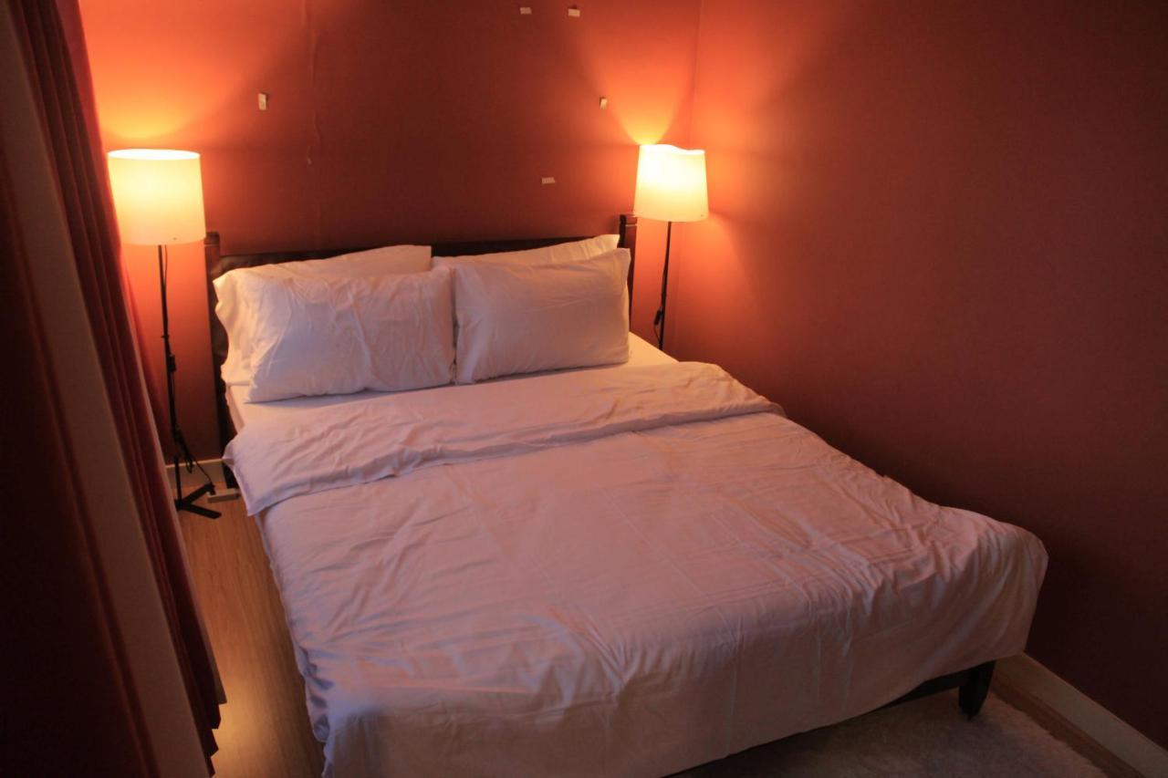 Apartment A2j Bgc Luxury 2br Loft Near Burgos Circle, Malls Manila