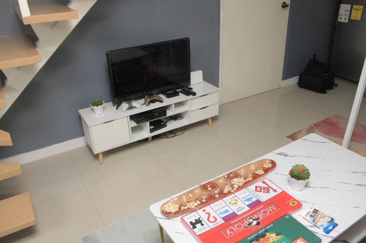 Apartment A2j Bgc Luxury 2br Loft Near Burgos Circle, Malls Manila