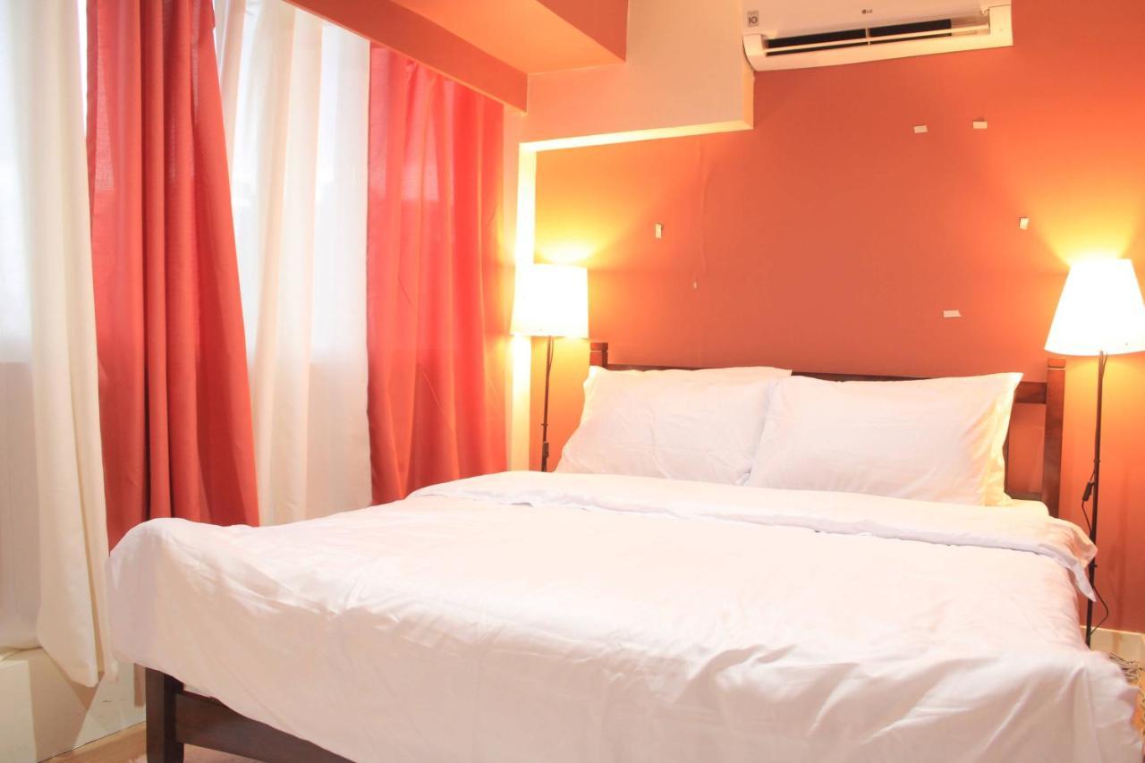 A2j Bgc Luxury 2br Loft Near Burgos Circle, Malls *