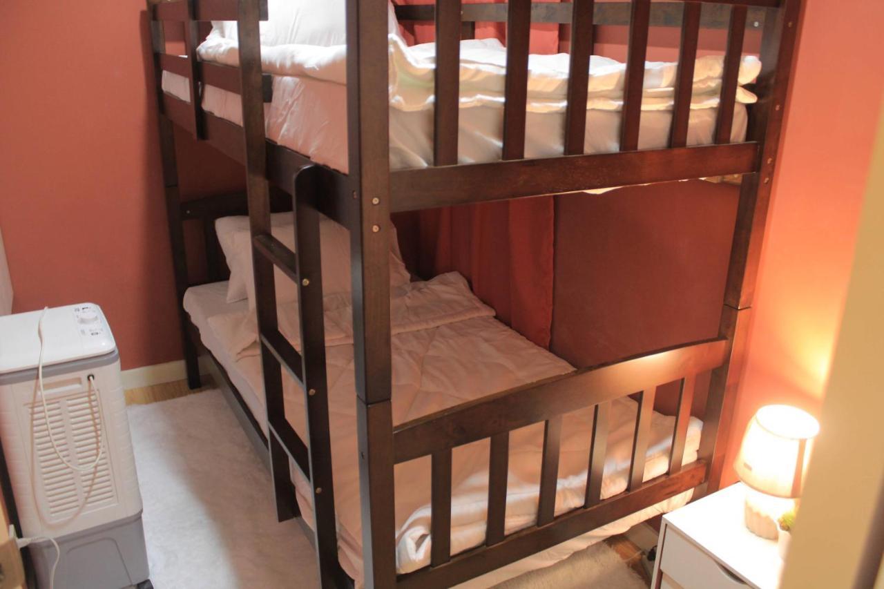 Apartment A2j Bgc Luxury 2br Loft Near Burgos Circle, Malls Manila
