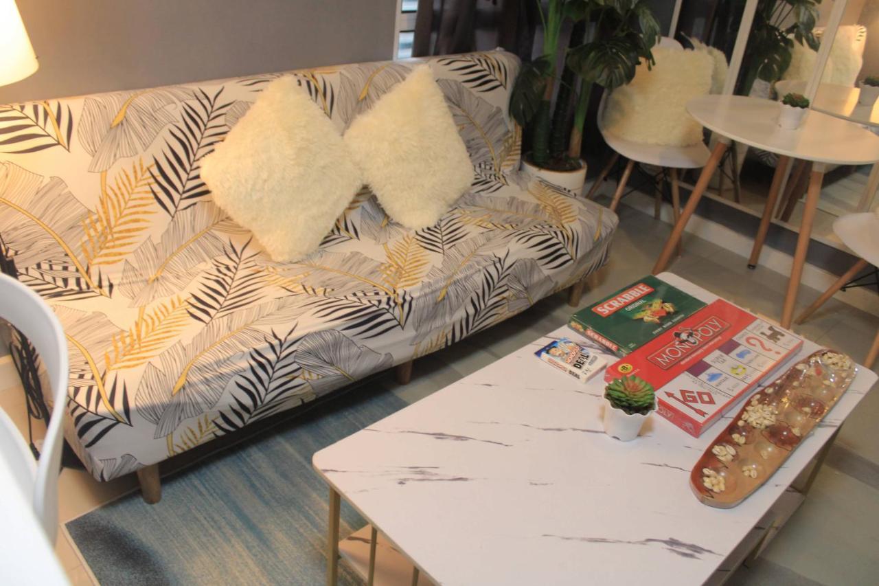 A2j Bgc Luxury 2br Loft Near Burgos Circle, Malls Manila