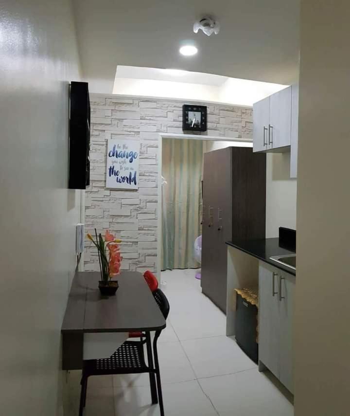 Residences Taft Avenue * Manila