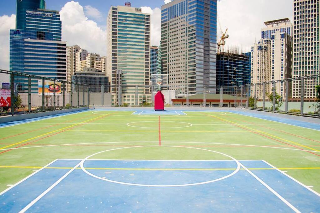 Aspire Tower At Nuvo City With Free 1 Parking Slot Manila