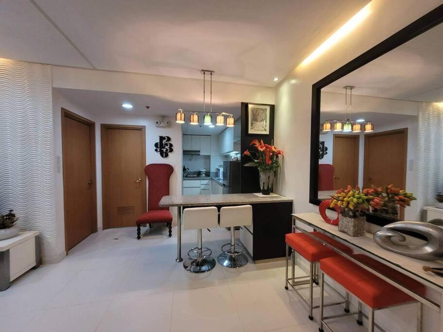 Apartment Aspire Tower At Nuvo City With Free 1 Parking Slot *