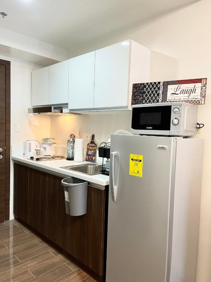 Apartment Netflix All Day In Lovely 1br With Balcony Air Residences *