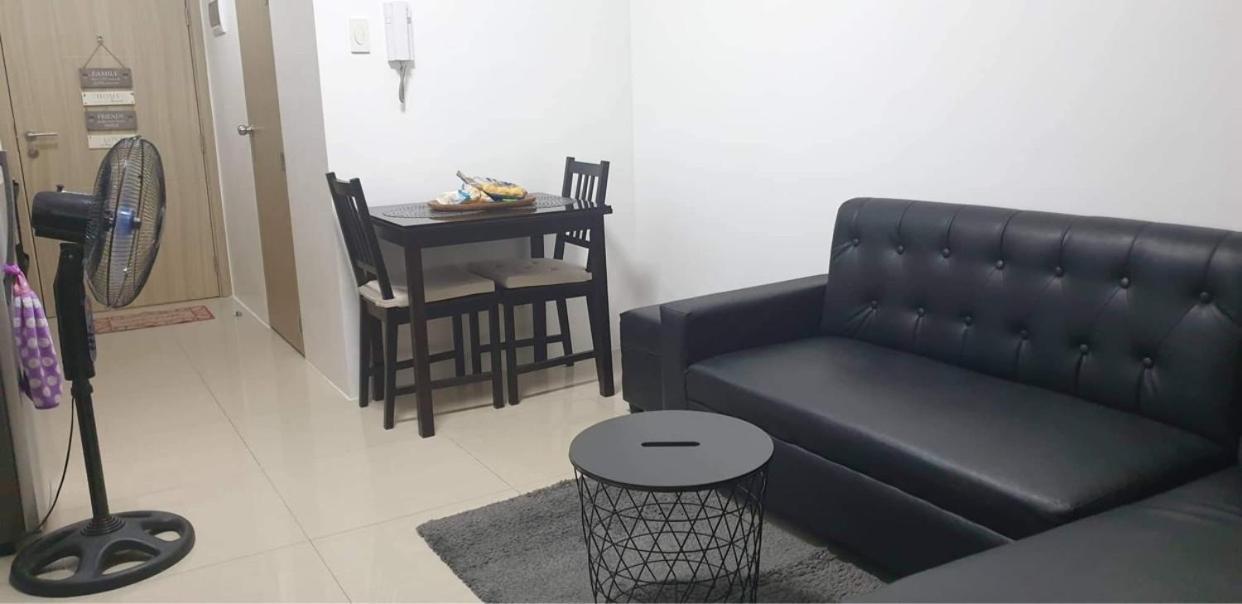 1 Bedroom @smdc Shore Residences, Mall Of Apartment *