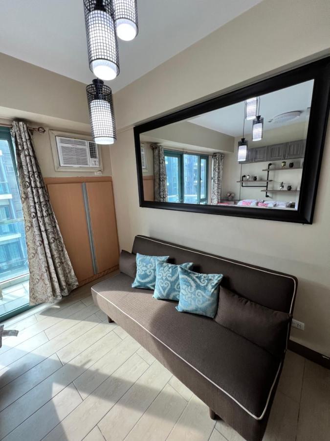 At Newport World Airport Area Prime Location Apartment