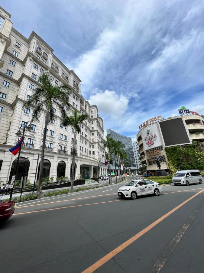 At Newport World Airport Area Prime Location Apartment Manila