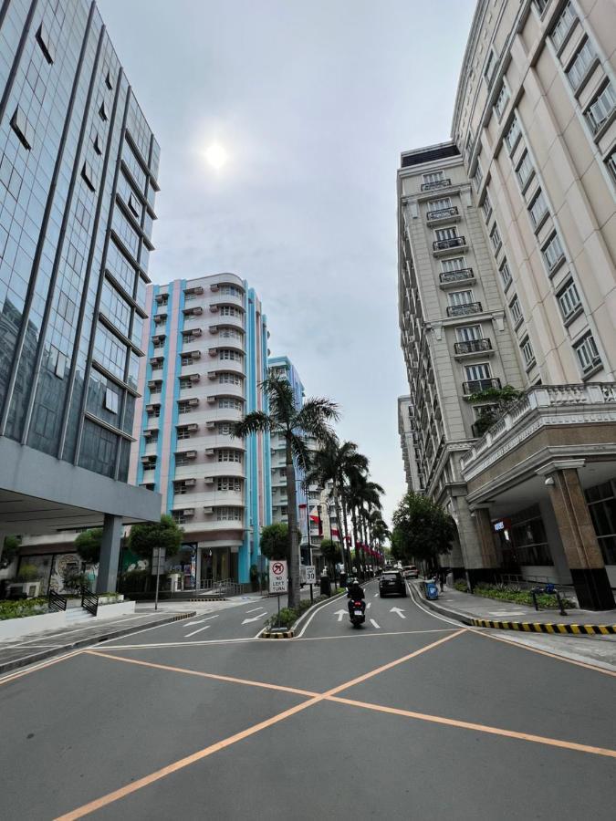 At Newport World Airport Area Prime Location Apartment