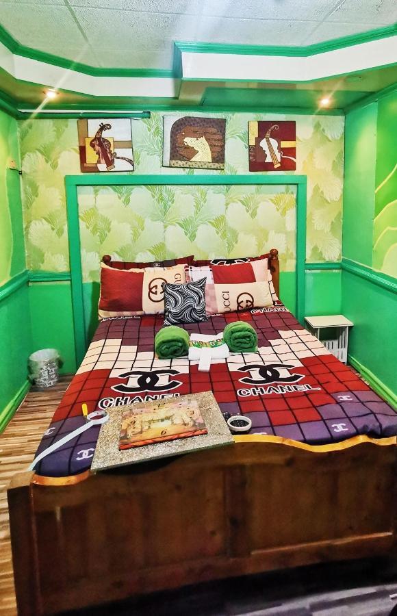 Cubao Quezon Transient Unit Manila