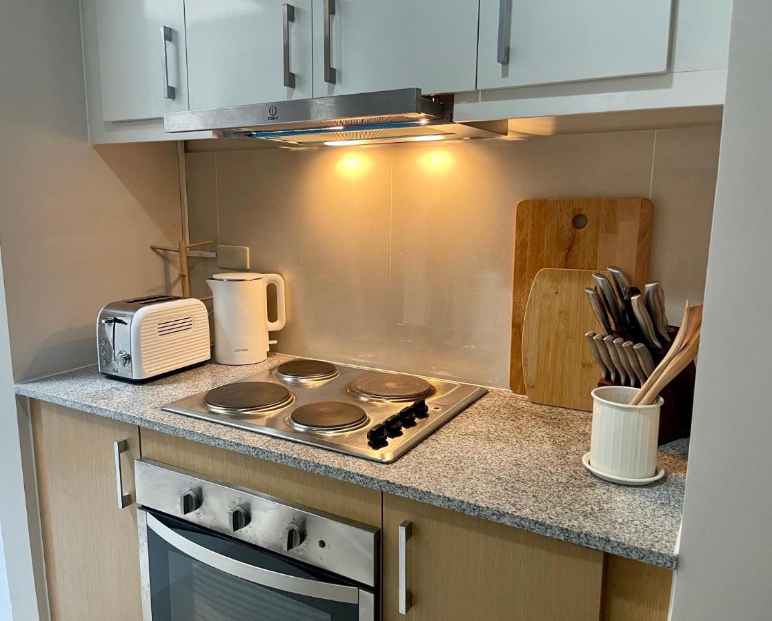 Apartamento Bright 2-bedroom With Pool In Bgc Uptown *