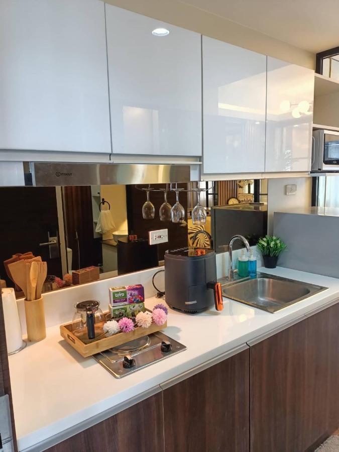 Luxurious Condotel At The Heart Of Makati Manila