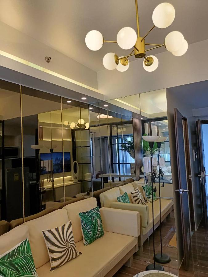 Apartment Luxurious Condotel At The Heart Of Makati *