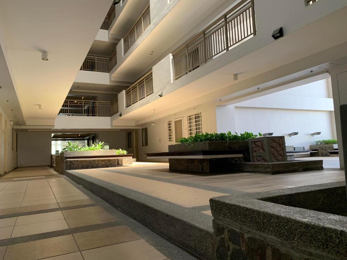 Ramiro Haven Staycation Apartment