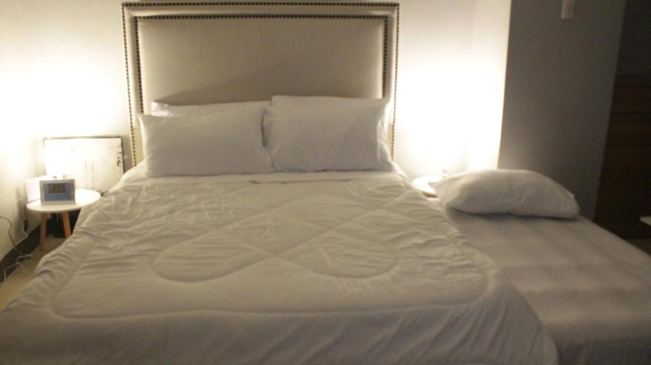 A2j Executive Studio Near Ali Mall, Sm Cubao *