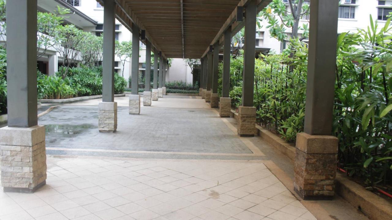 A2j Executive Studio Near Ali Mall, Sm Cubao Apartment Manila
