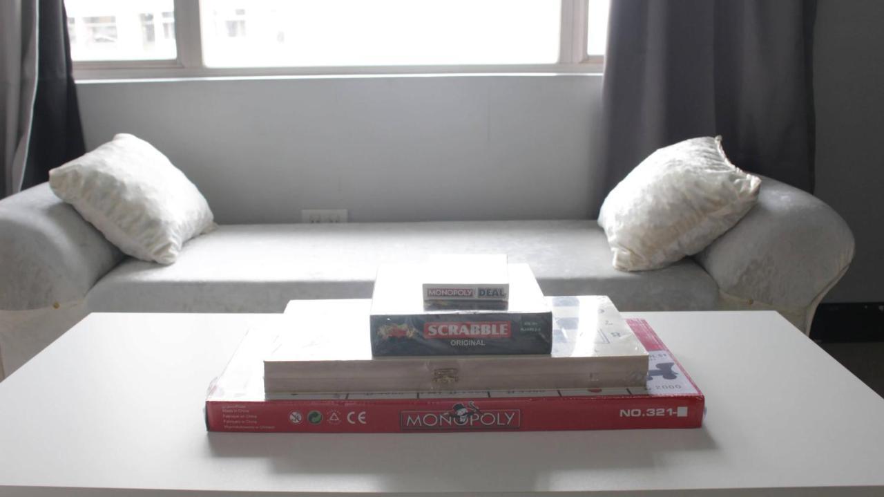 A2j Executive Studio Near Ali Mall, Sm Cubao * Manila