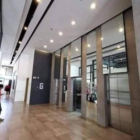 Service 2guests Allows Up To 5guests 19055
