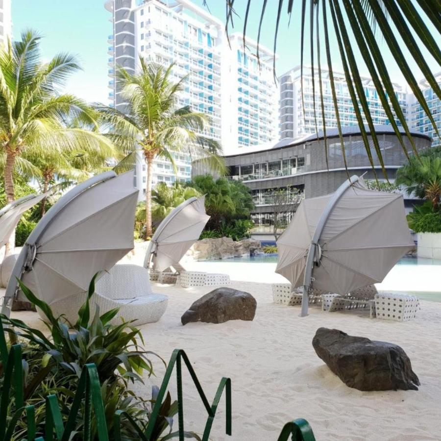 Residences In Azure Condominium Paranaque City Metro