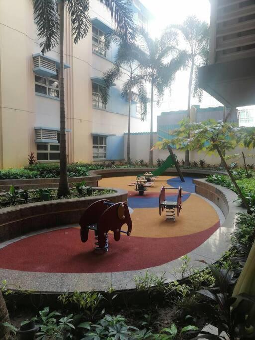 Unit Near Terminal 3 Apartment Manila