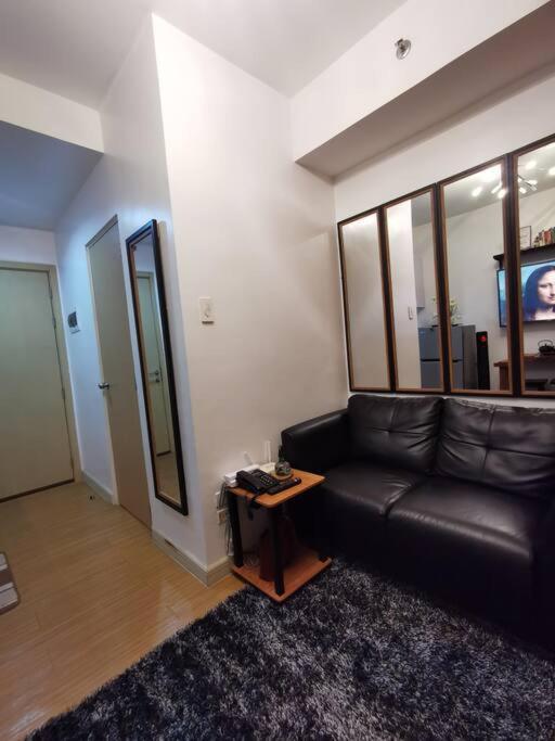 Lot's Pad Nr Bgc * Manila