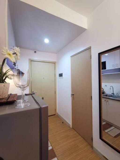 Lot's Pad Nr Bgc Apartment Manila