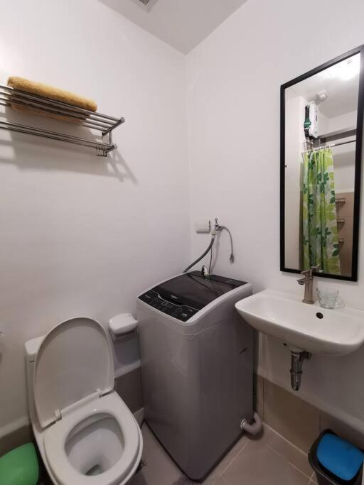 Apartment Lot's Pad Nr Bgc *