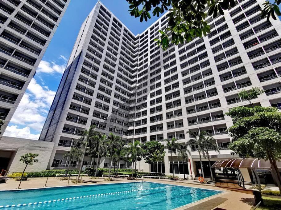 Apartment Lot's Pad Nr Bgc
