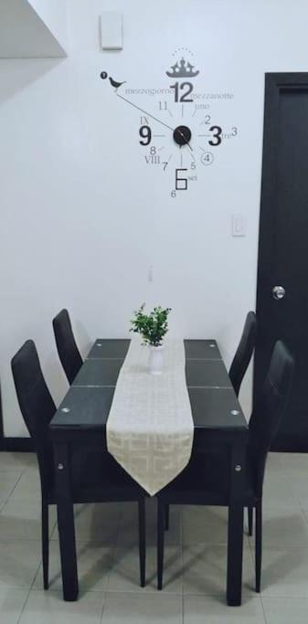 Cozy In The Heart Of Makati Apartamento Manila