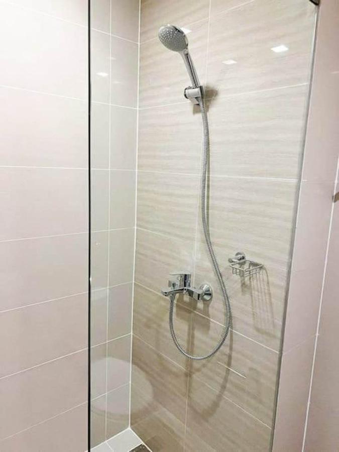 Apartment At Uptown Parksuites Ii Uptown Bgc Manila