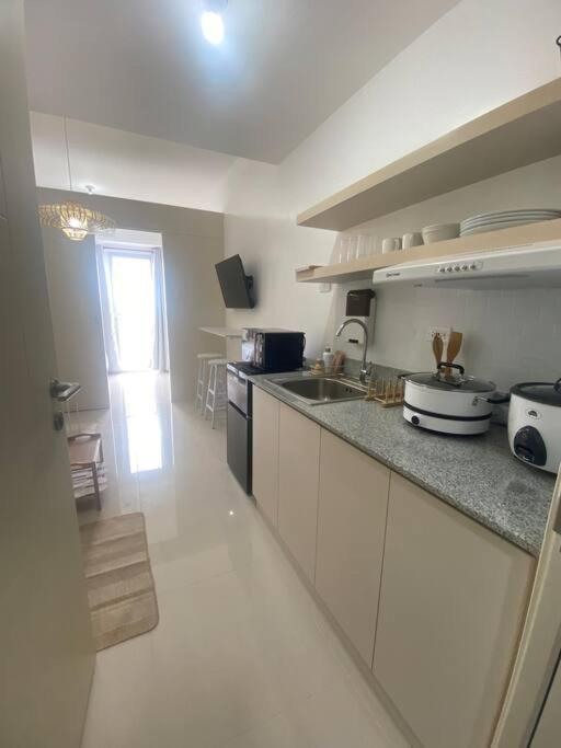 1br Unit In South Pinas With Wifi & Netflix Apartamento *