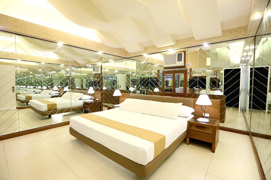 Ava Malate Motel