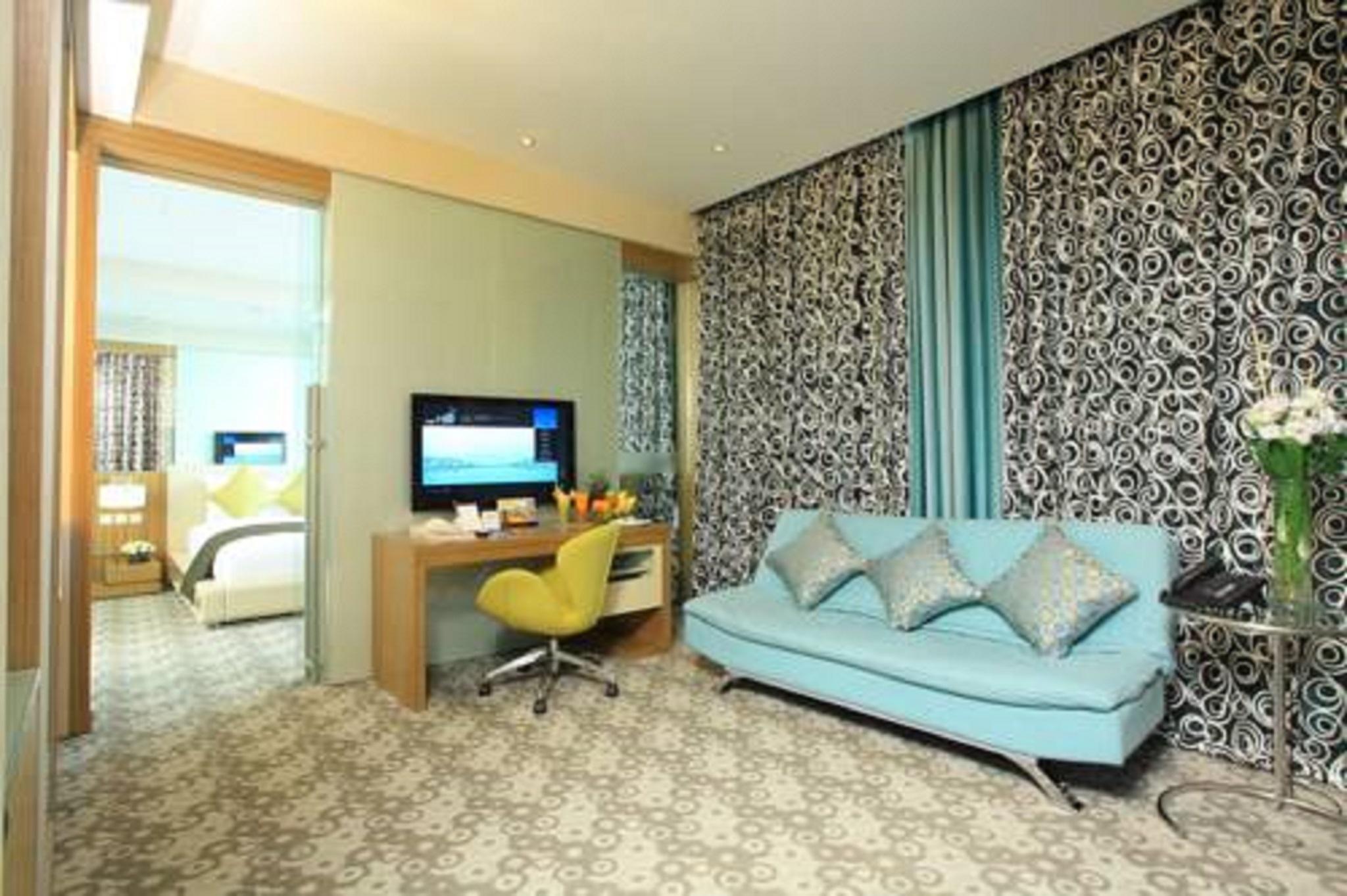 H2o Hotel Manila