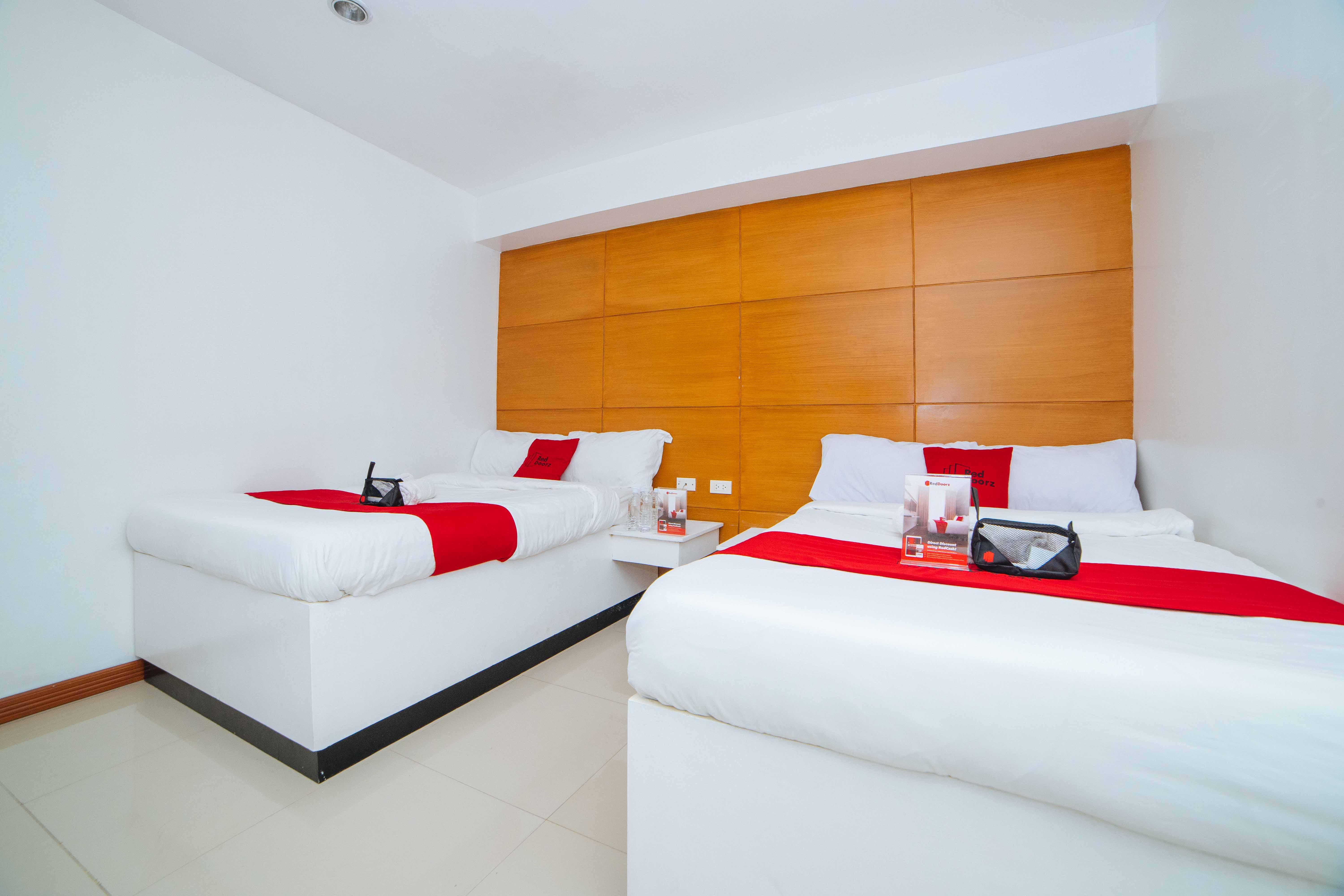 Hotel Reddoorz Near Bambang Station