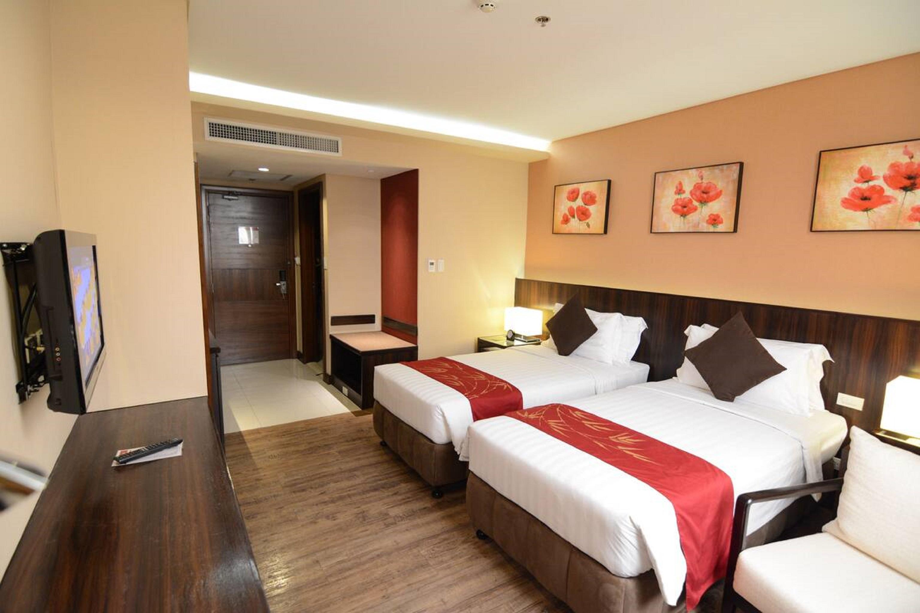 Ramada By Wyndham Manila