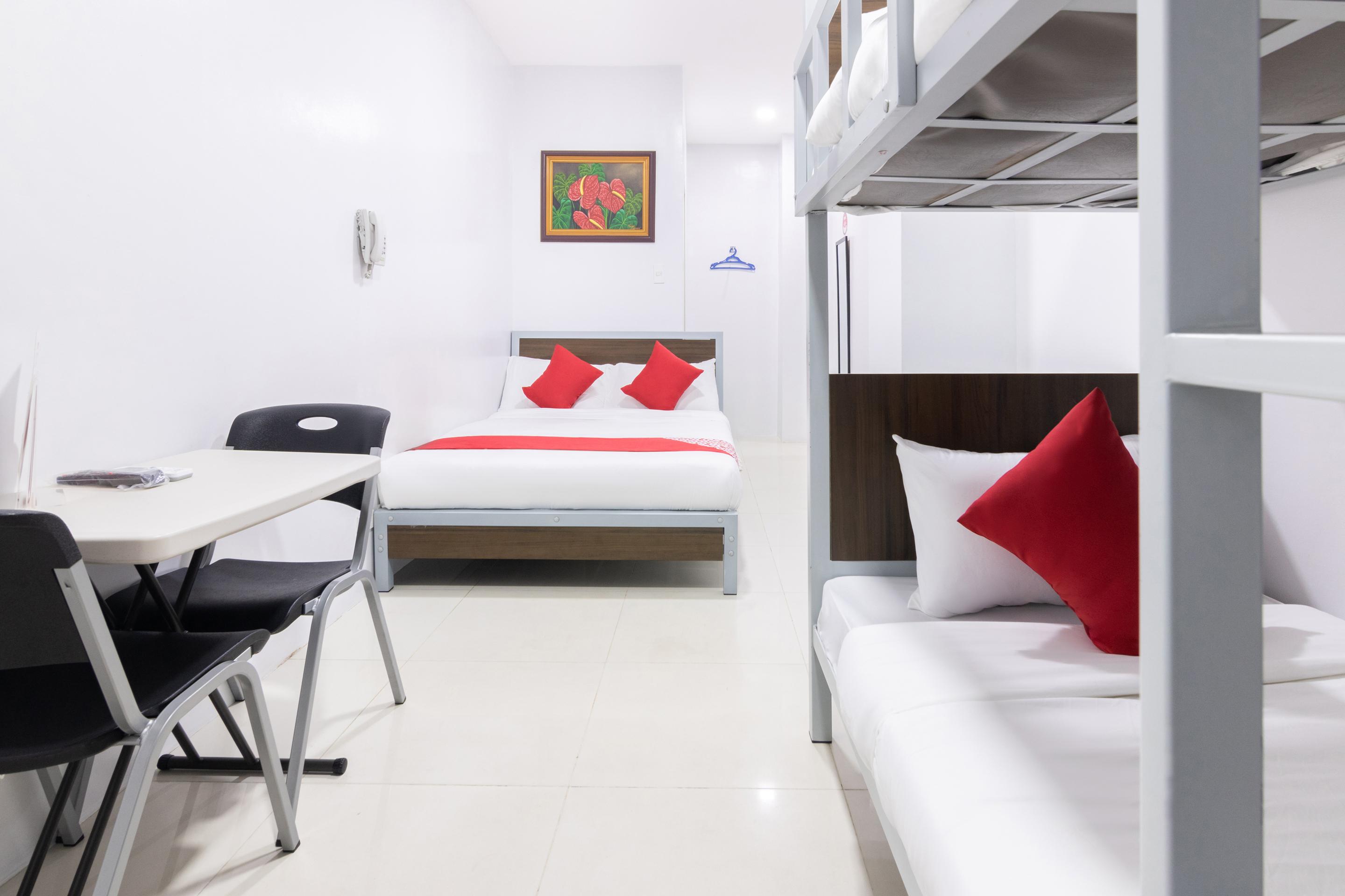 Hotel Oyo 152 Sangco Condotel