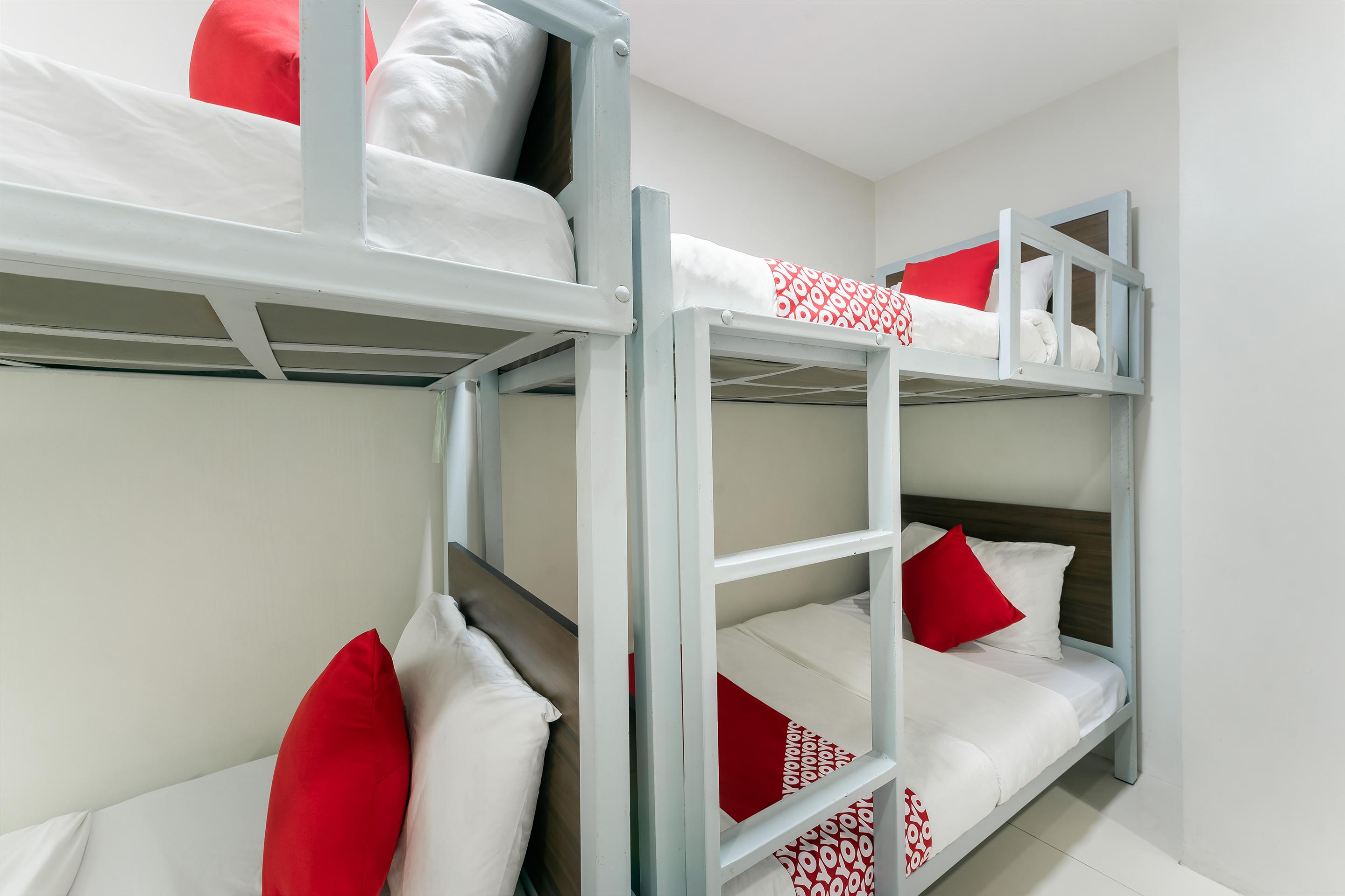 Oyo 152 Sangco Condotel Manila