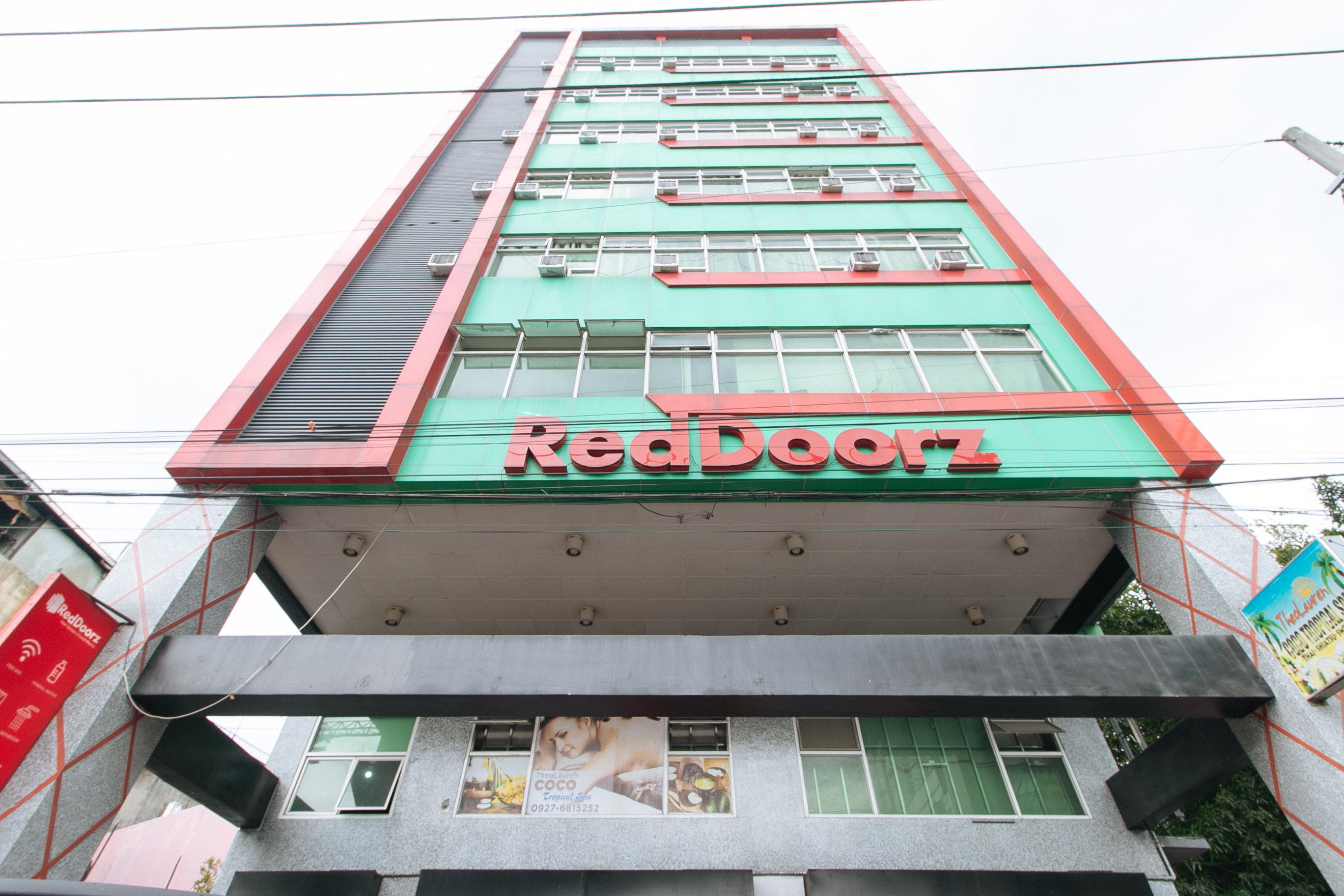 Hotel Reddoorz Near Quiapo Church Manila