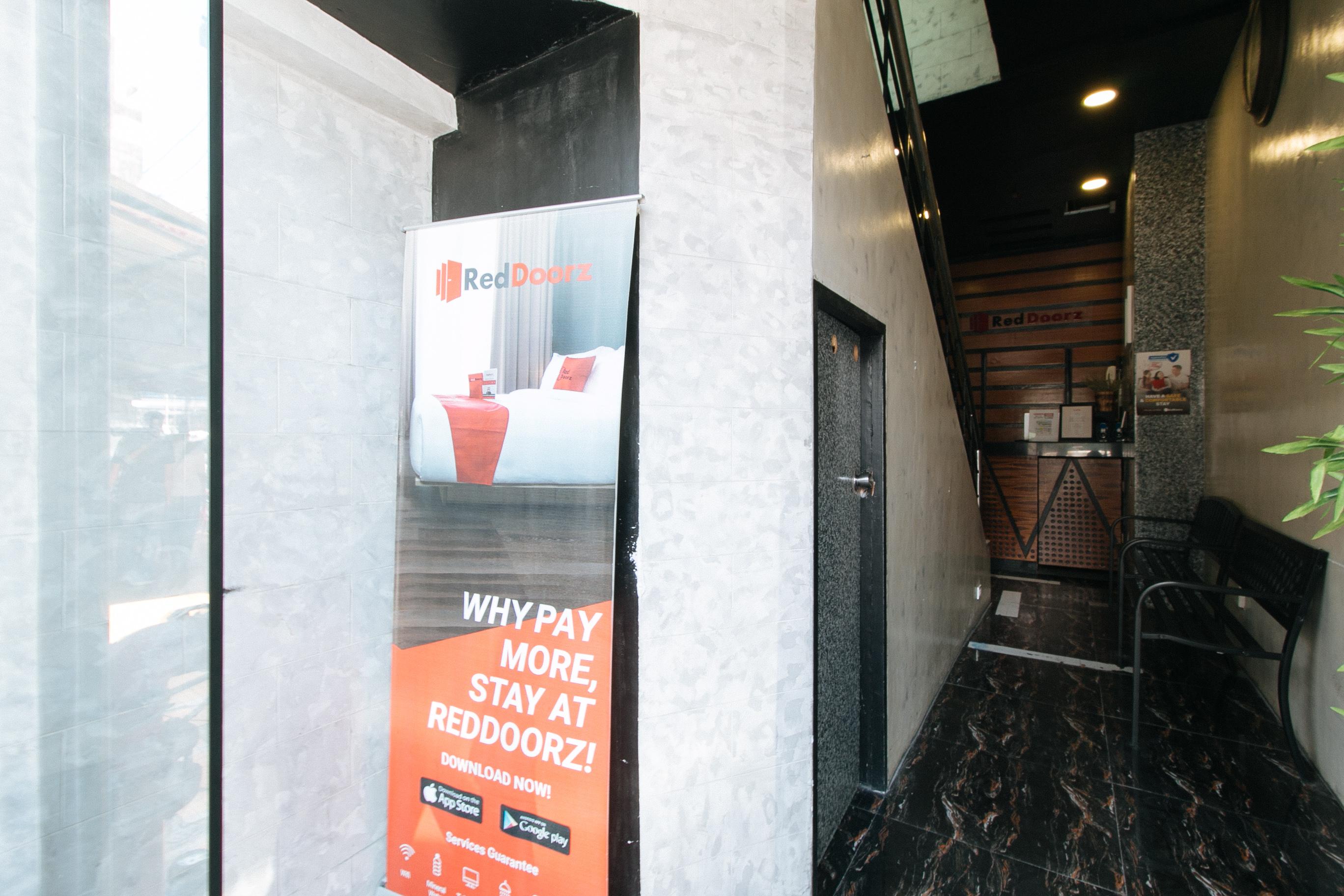 Reddoorz Near Quiapo Church 2*