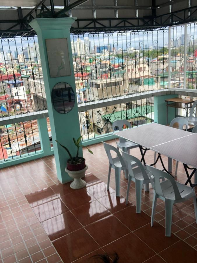 Apartment The Mansion - Backpackers Near Airport *