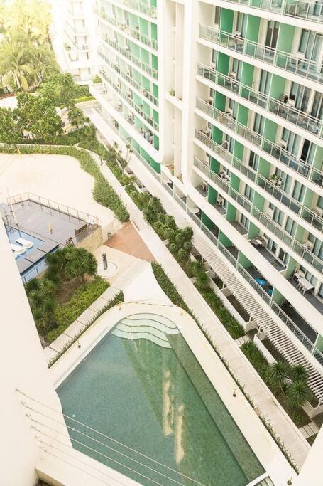 Azure Urban - Boracay Tower 10th Floor * Manila